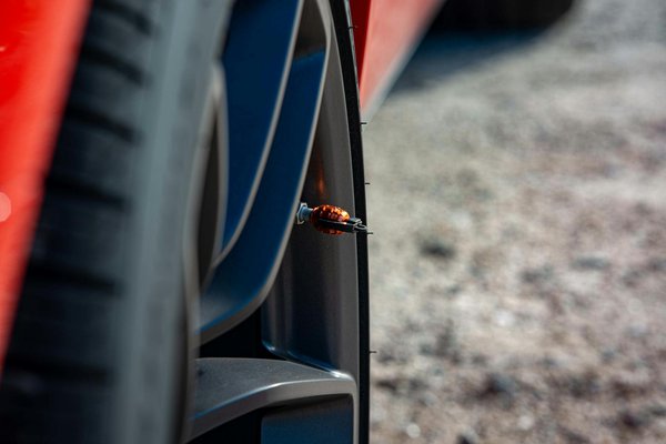 Femme et tuning : Sélection de produits pour une voiture féminine sans tomber dans les stéréotypes